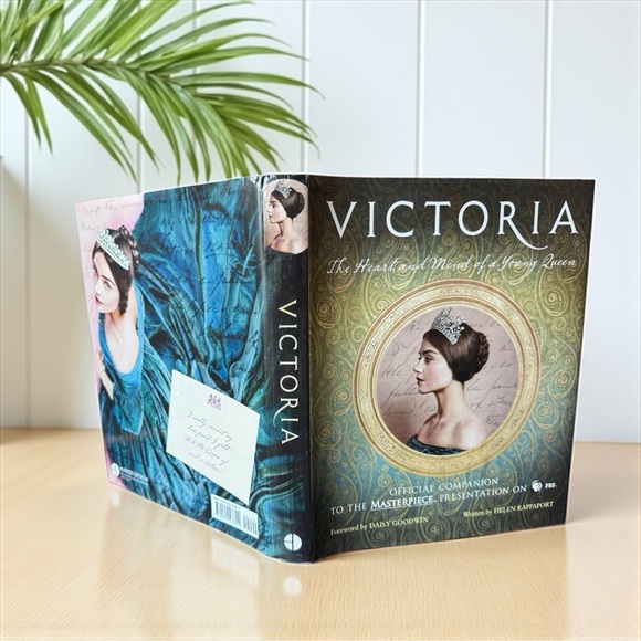 Victoria: The Heart and Mind of a Young Queen – Masterpiece (Hardcover, 2016) - Picture 3 of 13